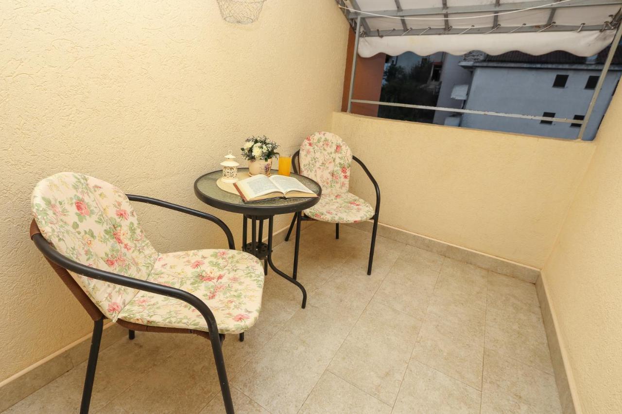 Apartment Ancora Kotor Extérieur photo